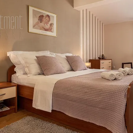 Iva Apartment